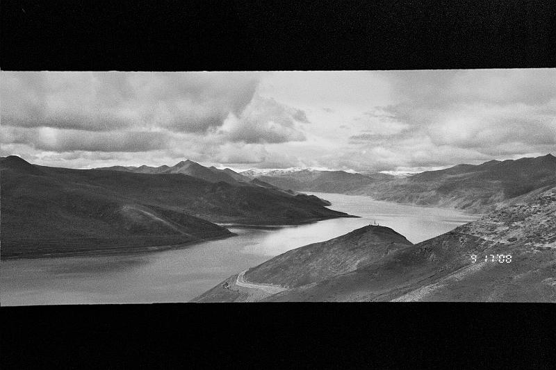 B&W-Turquoise Lake-2.jpg